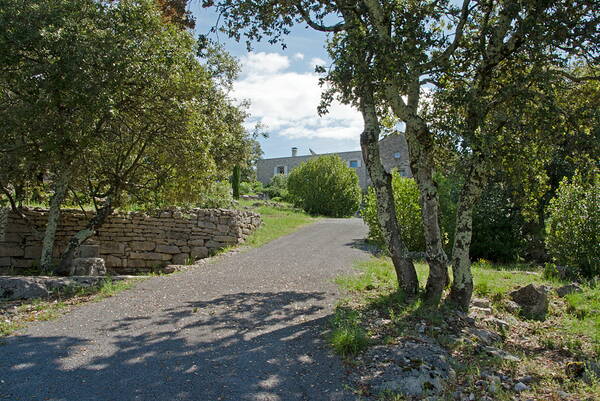 h_zufahrt_dsc6711.jpg Private Zufahrtsstrasse zu Haus und Parkplatz
