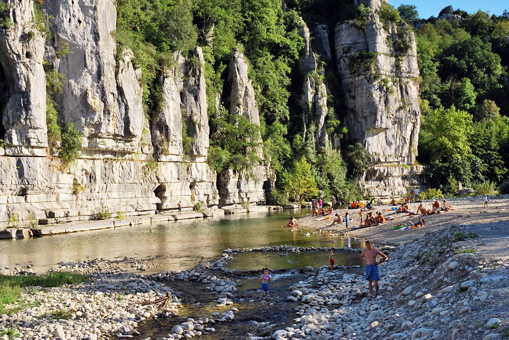 u_labeaume_17.jpg Baden in zahlreichen Flüssen