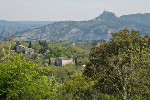u_sampson_dsc8540_w.jpg Blick über das Plateau auf den markanten Sampzon