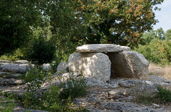 dolmen_dsc0257_w.jpg dolmen_dsc0257_w.jpg